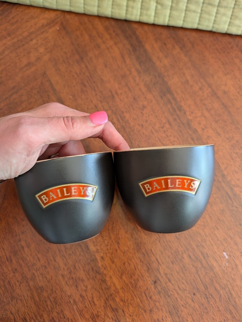 Baileys Irish Cream Ceramic Liqueur Cups Set of 2 Black Barware - Picture 6 of 10